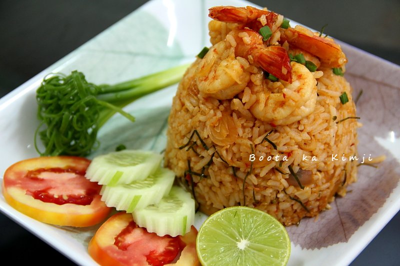 ข้าวผัดต้มยำ