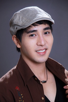 ดอกไม้ใต้เมฆ ดอกไม้ใต้เมฆ