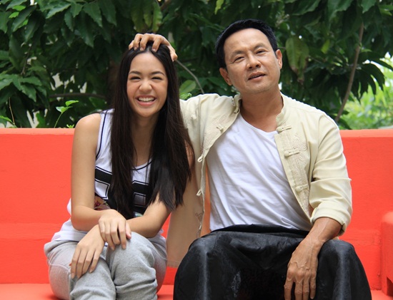 ดอกไม้ใต้เมฆ ดอกไม้ใต้เมฆ