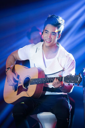 ดอกไม้ใต้เมฆ ดอกไม้ใต้เมฆ