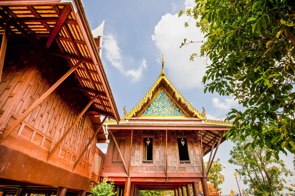 ไหว้พระ 9 วัด จังหวัดสมุทรสงคราม ไหว้พระ 9 วัด จังหวัดสมุทรสงคราม
