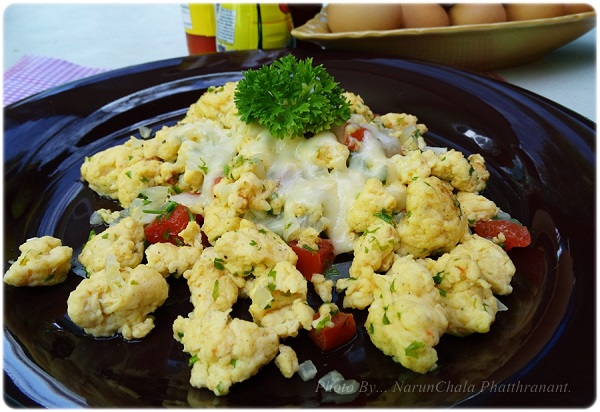 10 เมนูไข่ ไร้เนื้อสัตว์ ทำง่าย ๆ อิ่มปากอิ่มท้องสไตล์เด็กหอ 10 เมนูไข่ ไร้เนื้อสัตว์ ทำง่าย ๆ อิ่มปากอิ่มท้องสไตล์เด็กหอ
