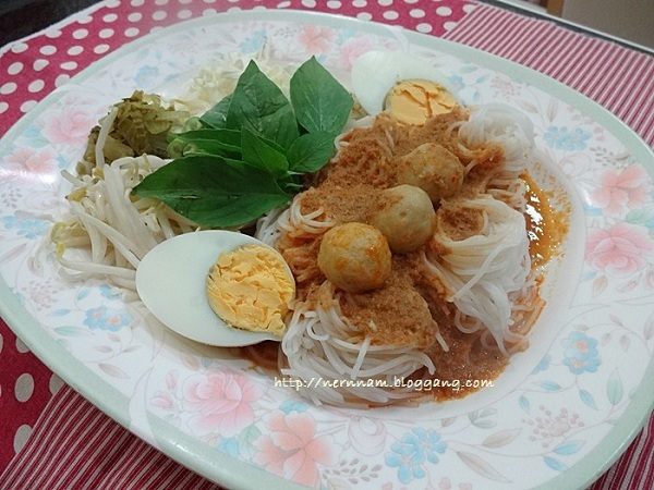 9 สูตรขนมจีน เมนูเส้นแบบไทยจัดเต็ม 7 น้ำยา 2 ยำ อร่อยแซ่บจนต้องแลบลิ้น 9 สูตรขนมจีน เมนูเส้นแบบไทยจัดเต็ม 7 น้ำยา 2 ยำ อร่อยแซ่บจนต้องแลบลิ้น
