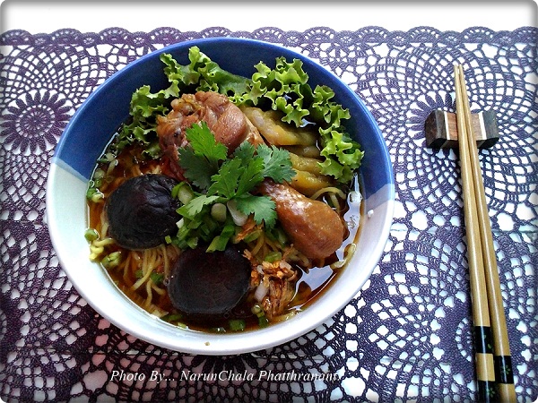 9 สูตรก๋วยเตี๋ยวยอดนิยม 9 สูตรก๋วยเตี๋ยวยอดนิยม