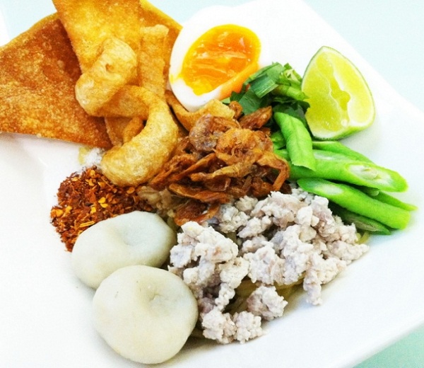 9 สูตรก๋วยเตี๋ยวยอดนิยม 9 สูตรก๋วยเตี๋ยวยอดนิยม