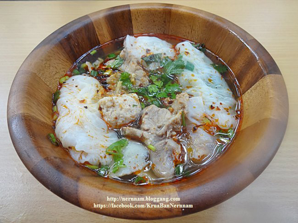 9 สูตรก๋วยเตี๋ยวยอดนิยม 9 สูตรก๋วยเตี๋ยวยอดนิยม