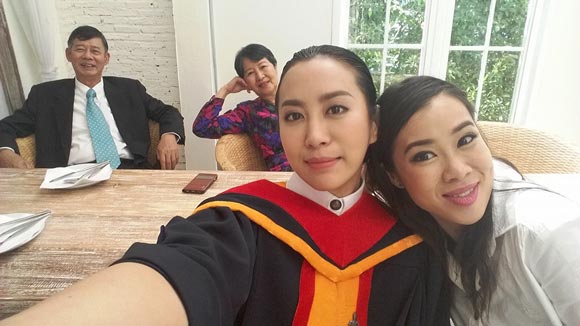 จูน กอปรบุญ วีเจจ๋า จูน กอปรบุญ วีเจจ๋า