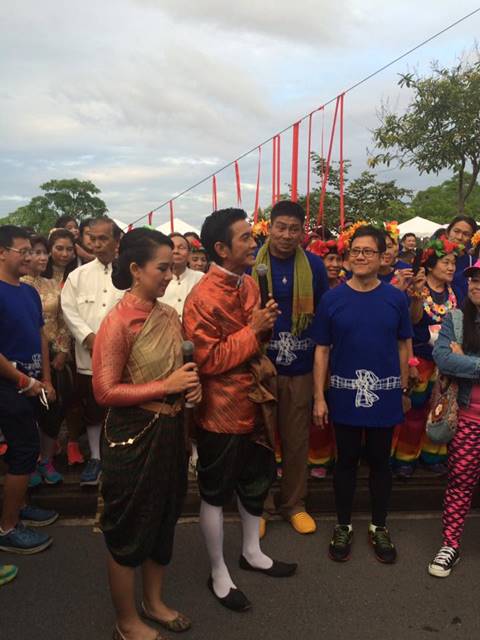 งานหมั้น ทนงศักดิ์ ศุภการ - ติ๊ก ชลธิดา แบบรักมาราธอน พร้อมจำลองงานวิ่ง งานหมั้น ทนงศักดิ์ ศุภการ - ติ๊ก ชลธิดา แบบรักมาราธอน พร้อมจำลองงานวิ่ง