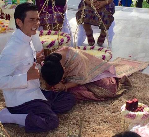 งานหมั้น ทนงศักดิ์ ศุภการ - ติ๊ก ชลธิดา แบบรักมาราธอน พร้อมจำลองงานวิ่ง งานหมั้น ทนงศักดิ์ ศุภการ - ติ๊ก ชลธิดา แบบรักมาราธอน พร้อมจำลองงานวิ่ง