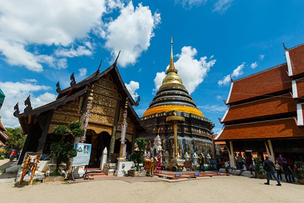 เที่ยวลำปางกับ 10 สถานที่สุดประทับใจน่าไปสัมผัส เที่ยวลำปางกับ 10 สถานที่สุดประทับใจน่าไปสัมผัส