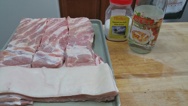 หมูกรอบอบ หมูกรอบอบ