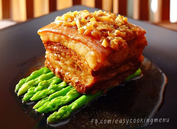 หมูสามชั้น หมูสามชั้น