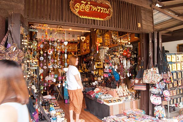 ตลาดน้ำอโยธยา ตลาดน้ำอโยธยา