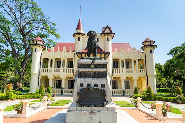 พระราชวังสนามจันทร์ พระราชวังสนามจันทร์