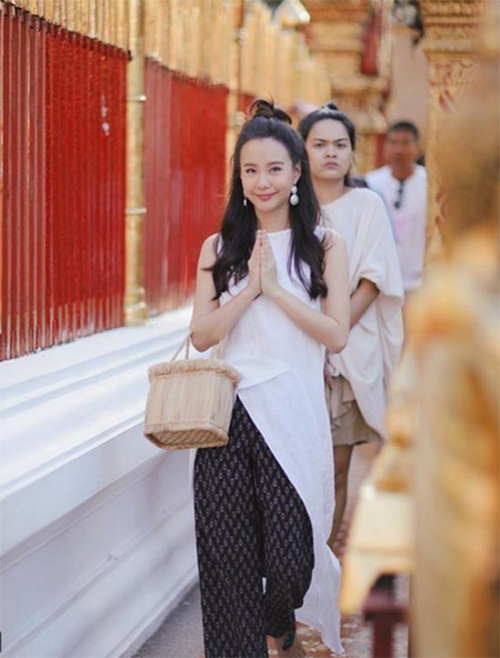 ชุดไปวัดดารา ชุดไปวัดดารา