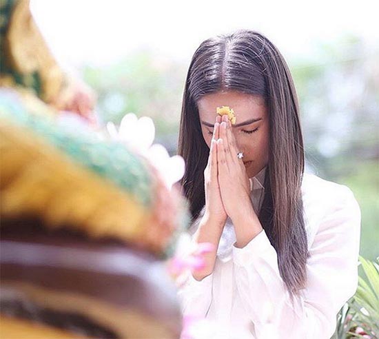 ชุดไปวัดดารา ชุดไปวัดดารา