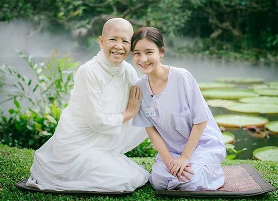 ชุดไปวัดดารา ชุดไปวัดดารา
