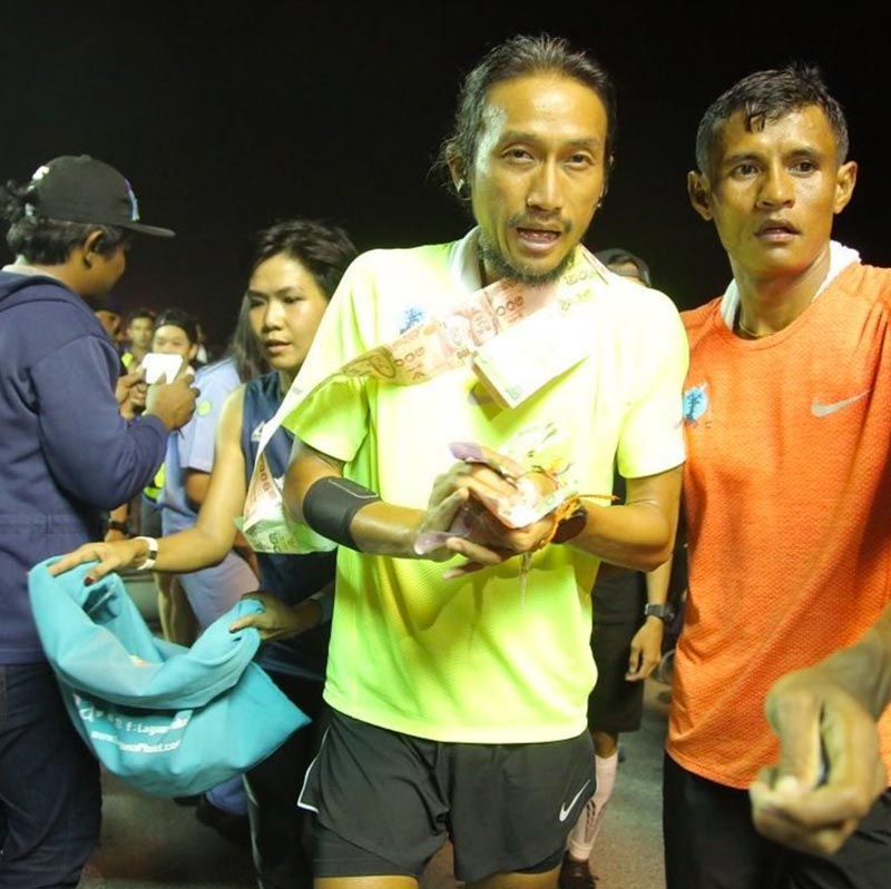 กาละแมร์ โพสต์ซึ้งถึง ก้อย รัชวิน ผู้วิ่งเคียงข้าง ตูน บอดี้สแลม กาละแมร์ โพสต์ซึ้งถึง ก้อย รัชวิน ผู้วิ่งเคียงข้าง ตูน บอดี้สแลม