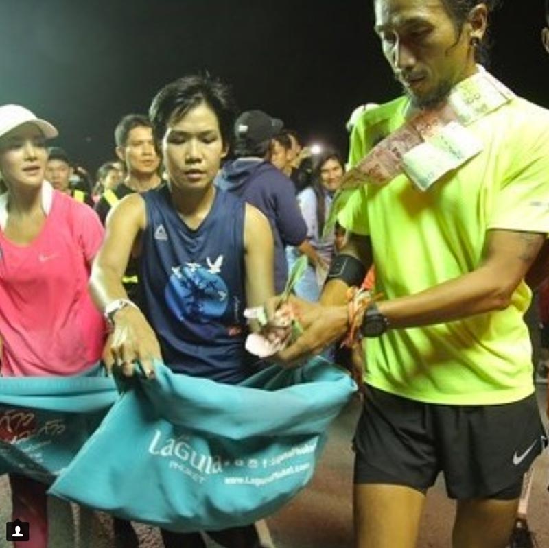กาละแมร์ โพสต์ซึ้งถึง ก้อย รัชวิน ผู้วิ่งเคียงข้าง ตูน บอดี้สแลม กาละแมร์ โพสต์ซึ้งถึง ก้อย รัชวิน ผู้วิ่งเคียงข้าง ตูน บอดี้สแลม