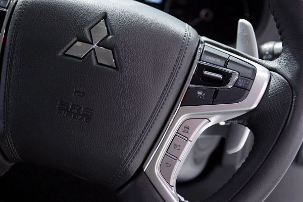 Mitsubishi Pajero Sport 2017 Mitsubishi Pajero Sport 2017