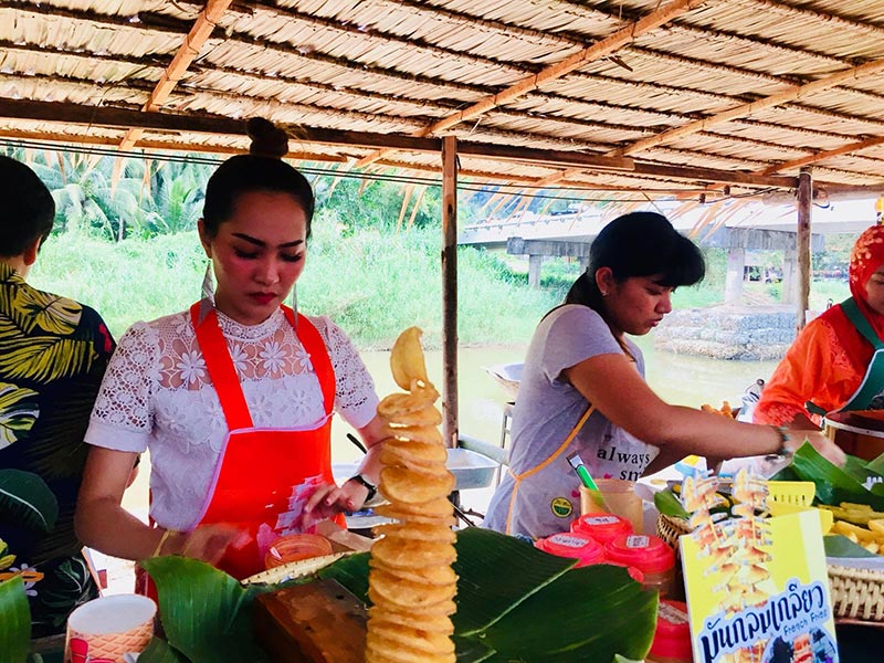 หลาดน้ำคลองงา พังงา หลาดน้ำคลองงา พังงา