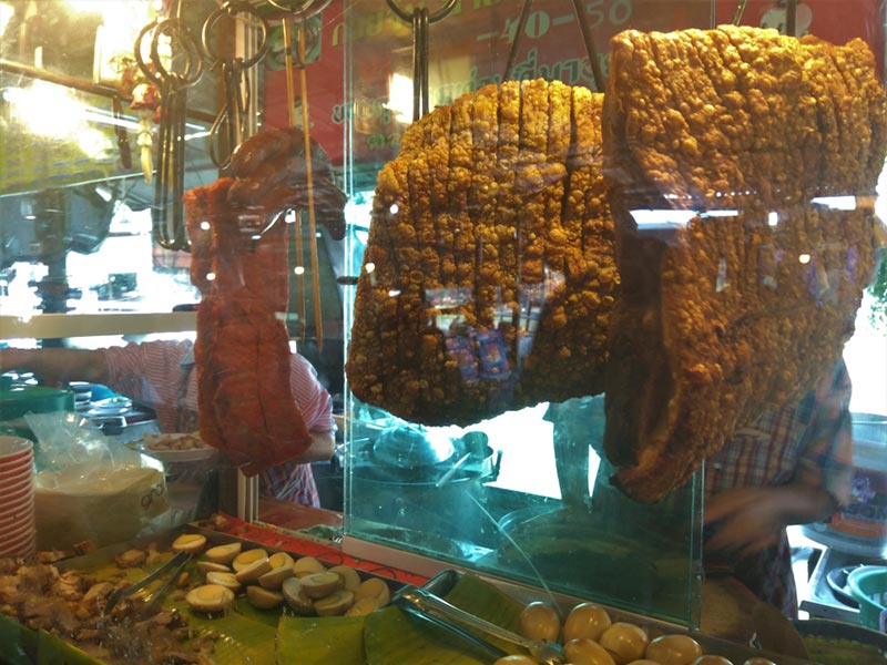 ร้านข้าวหมูแดง-หมูกรอบ นครปฐม ร้านข้าวหมูแดง-หมูกรอบ นครปฐม