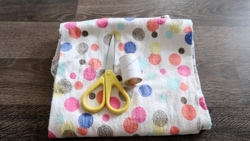 DIY พรมเช็ดเท้าจากเสื้อ DIY พรมเช็ดเท้าจากเสื้อ