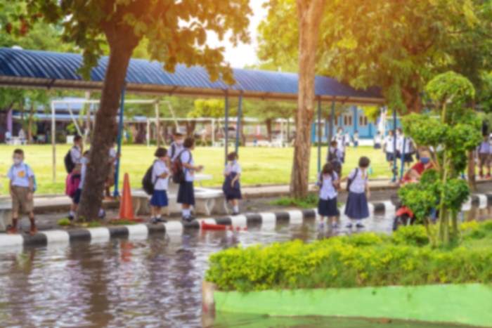เลื่อนเปิดเทอม เลื่อนเปิดเทอม
