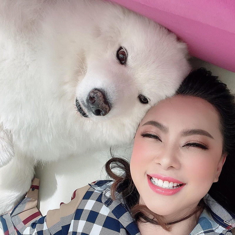 บุ๋ม ปนัดดา รีวิวสุดฮา วีรกรรมน้องหมาซามอยด์ บุ๋ม ปนัดดา รีวิวสุดฮา วีรกรรมน้องหมาซามอยด์