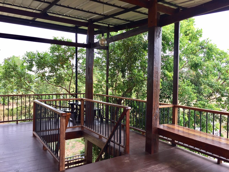 บ้านในสวนริมน้ำ บ้านในสวนริมน้ำ