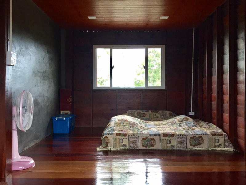 บ้านในสวนริมน้ำ บ้านในสวนริมน้ำ