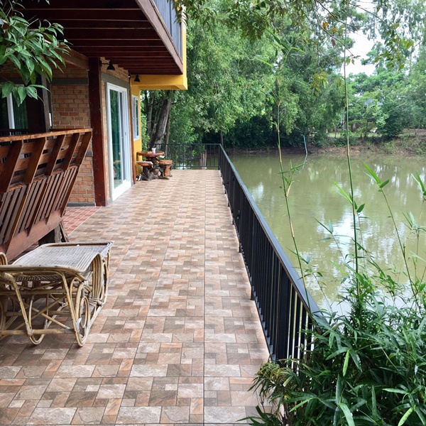 บ้านในสวนริมน้ำ บ้านในสวนริมน้ำ