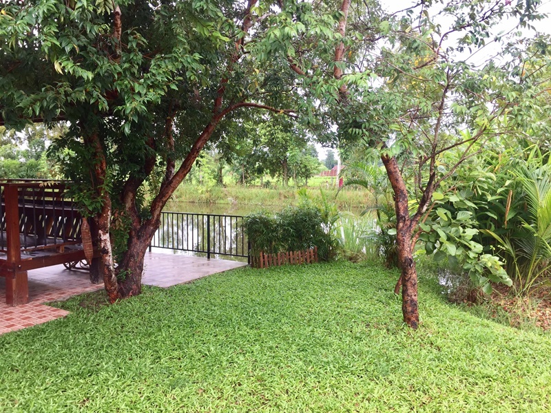บ้านในสวนริมน้ำ บ้านในสวนริมน้ำ