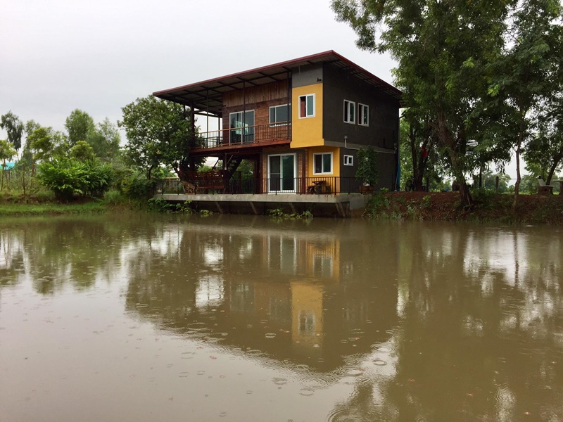 บ้านในสวนริมน้ำ บ้านในสวนริมน้ำ