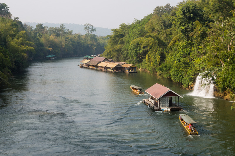 สถานที่ล่องแพ สถานที่ล่องแพ
