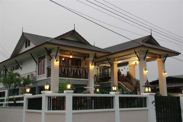 แบบบ้านไทยประยุกต์ ปลูกให้พ่อแม่ บนพื้นที่ 110 ตร.ว. แบบบ้านไทยประยุกต์ ปลูกให้พ่อแม่ บนพื้นที่ 110 ตร.ว.