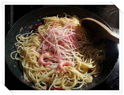 สปาเกตตีไข่กุ้ง อาหารฝรั่งจัดจ้านถึงใจ สปาเกตตีไข่กุ้ง อาหารฝรั่งจัดจ้านถึงใจ