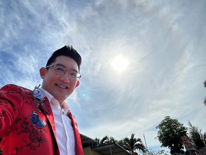 อ.คฑา ชินบัญชร